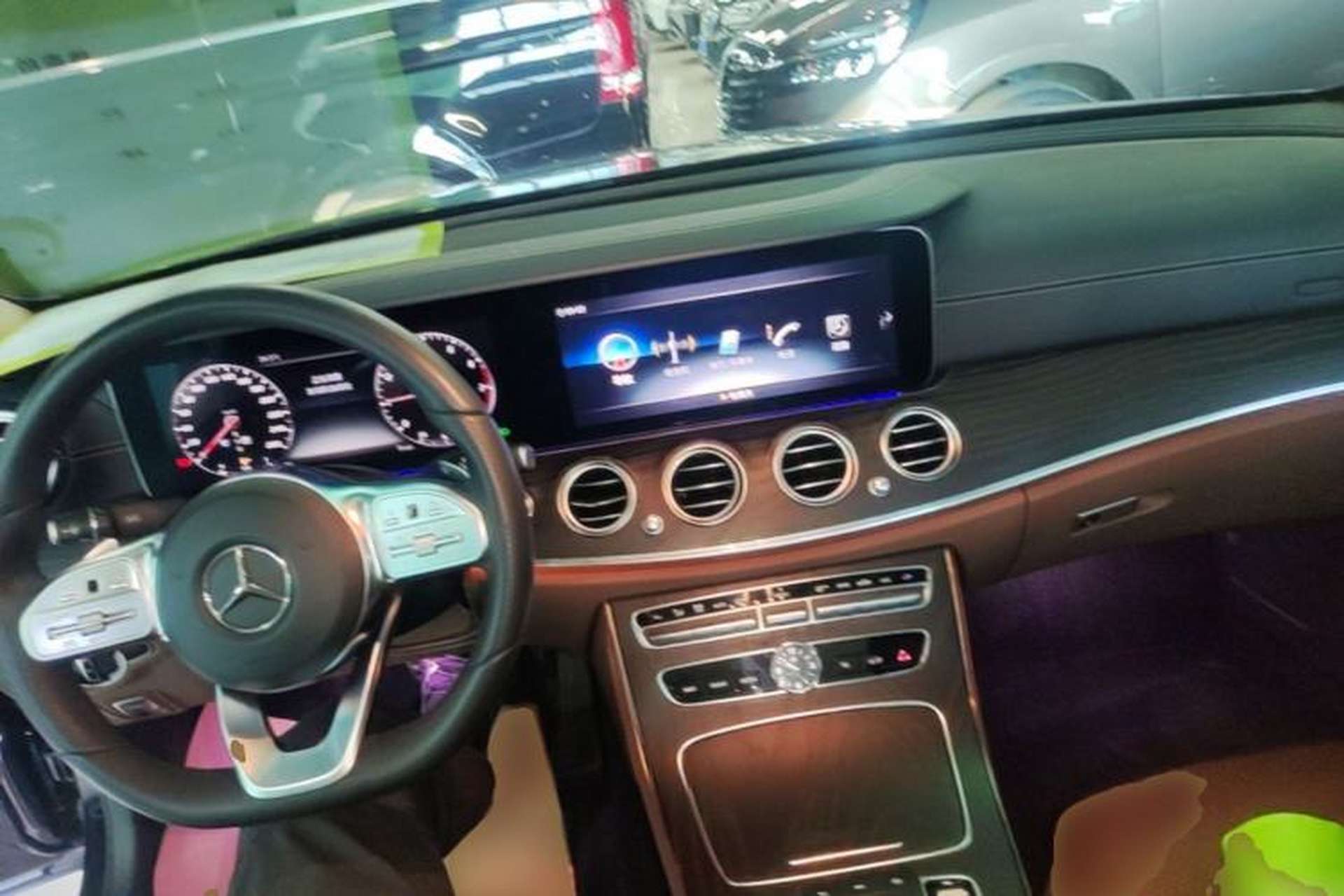 Used Mercedes-Benz E-Class 2019 Restyled E 300 L Sporty and Stylish Edition Center Console