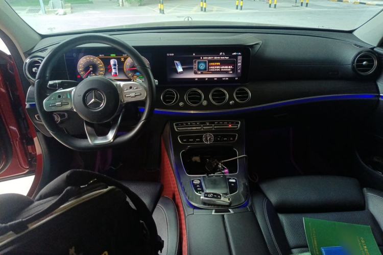 Used Mercedes-Benz E-Class 2019 E 260 L Sport Edition Center Console