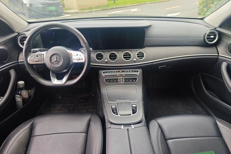 Used Mercedes-Benz E-Class 2019 Restyled E 300 L Sporty and Stylish Edition Center Console