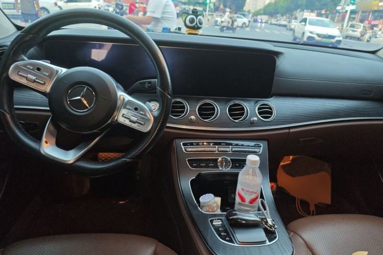 Used Mercedes-Benz E-Class 2019 Restyled E 300 L Sporty and Stylish Edition Center Console