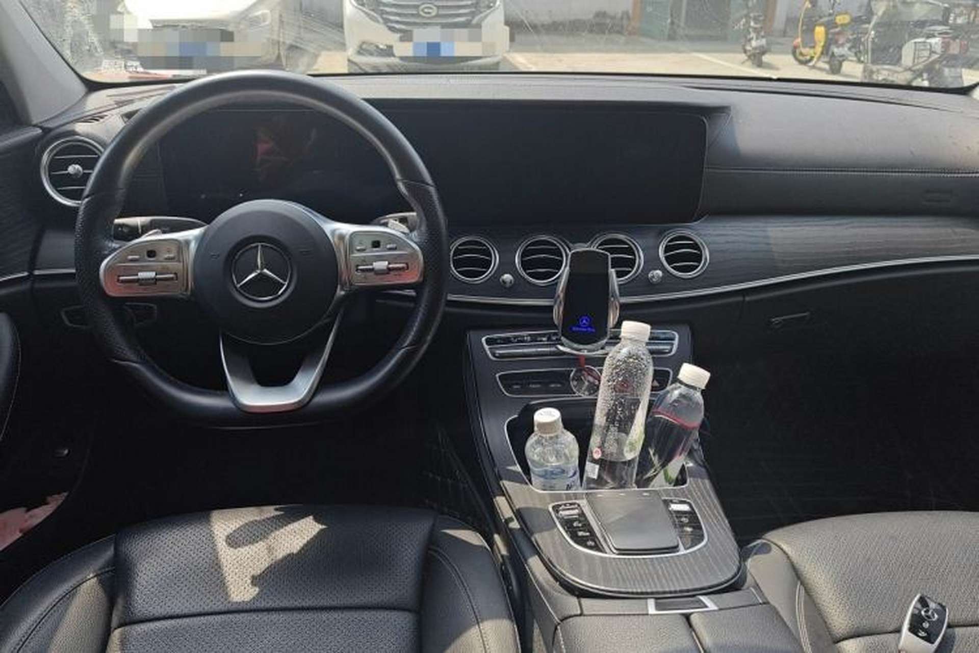 Used Mercedes-Benz E-Class 2019 Restyled E 300 L Sport Luxury Edition Center Console