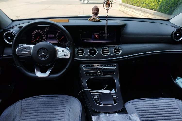 Used Mercedes-Benz E-Class 2019 Restyled E 300 L Sporty and Stylish Edition Center Console