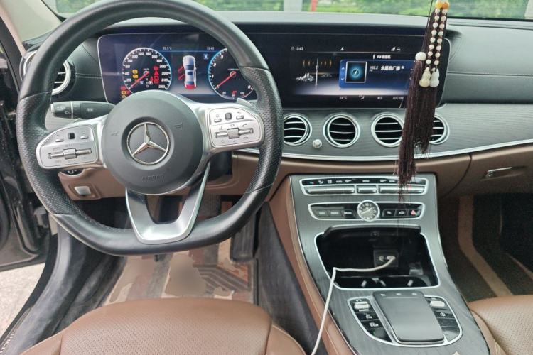 Used Mercedes-Benz E-Class 2019 Restyled E 300 L Sporty and Stylish Edition Center Console
