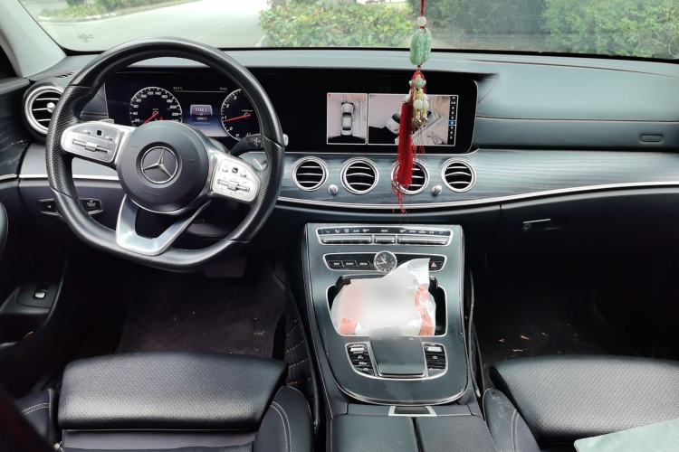 Used Mercedes-Benz E-Class 2019 E 200 L Sport Edition Center Console