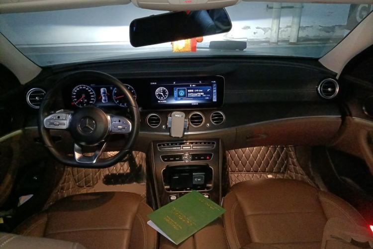Used Mercedes-Benz E-Class 2019 Restyled E 300 L Sporty and Stylish Edition Center Console
