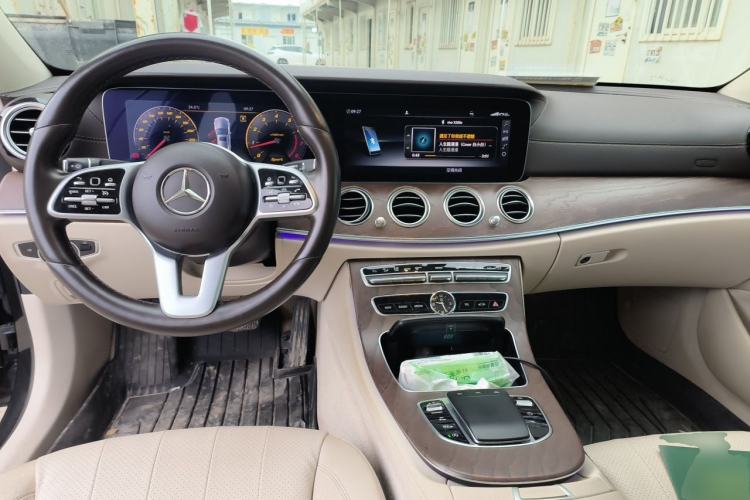 Used Mercedes-Benz E-Class 2019 E 300 L Stylish Model Center Console
