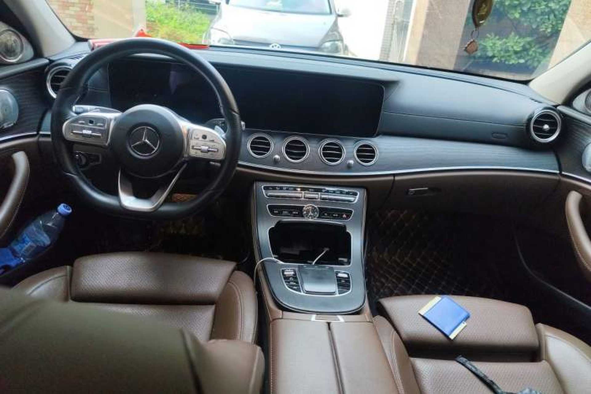 Used Mercedes-Benz E-Class 2019 E 260 L Sport Edition Center Console