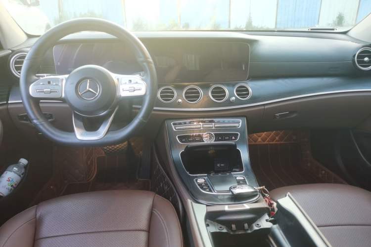 Used Mercedes-Benz E-Class 2019 Restyled E 300 L Sporty and Stylish Edition Center Console