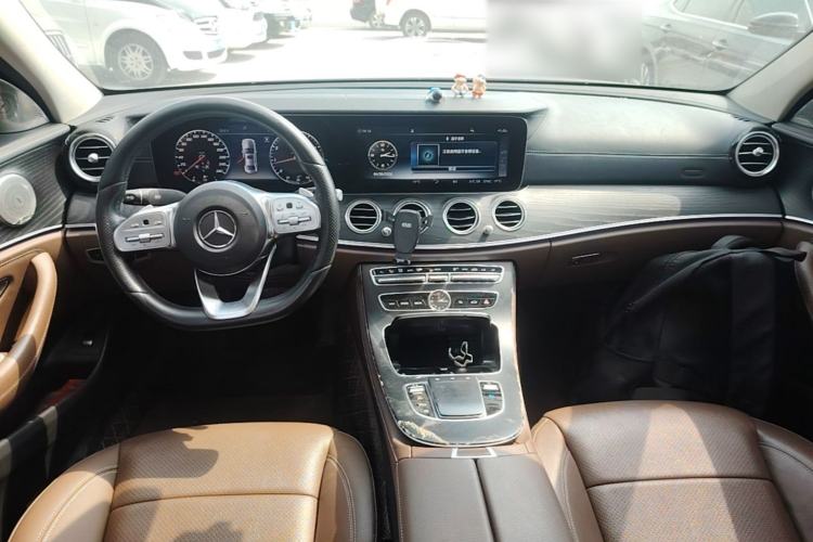 Used Mercedes-Benz E-Class 2019 E 300 L Sporty and Stylish Model Center Console