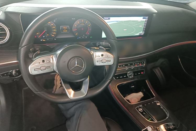 Used Mercedes-Benz E-Class 2019 Restyled E 300 L Sporty and Stylish Edition Center Console
