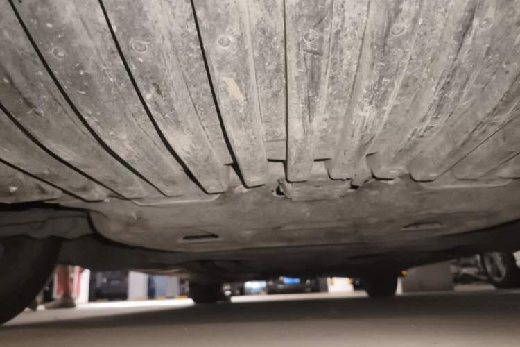 Used Mercedes-Benz E-Class 2019 E 260 L Chassis Front