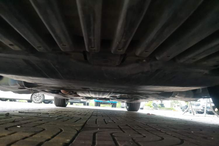 Used Mercedes-Benz E-Class 2019 E 200 L Chassis Front