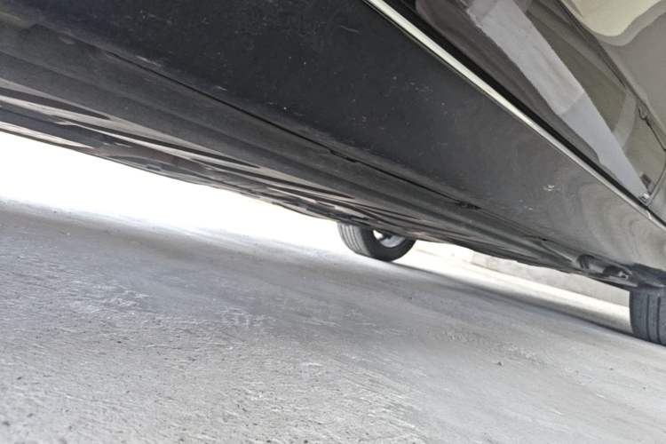 Used Mercedes-Benz E-Class 2019 Restyled E 300 L Luxury Edition Chassis Front Left