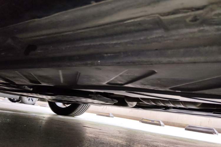 Used Mercedes-Benz E-Class 2019 Facelifted E 300 L Stylish Version Chassis Front Left