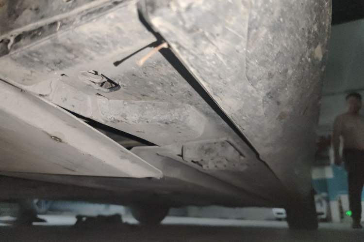 Used Mercedes-Benz E-Class 2019 E 200 L Chassis Front Left