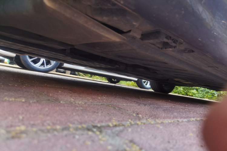 Used Mercedes-Benz E-Class 2019 E 300 L Luxury Model Chassis Front Left