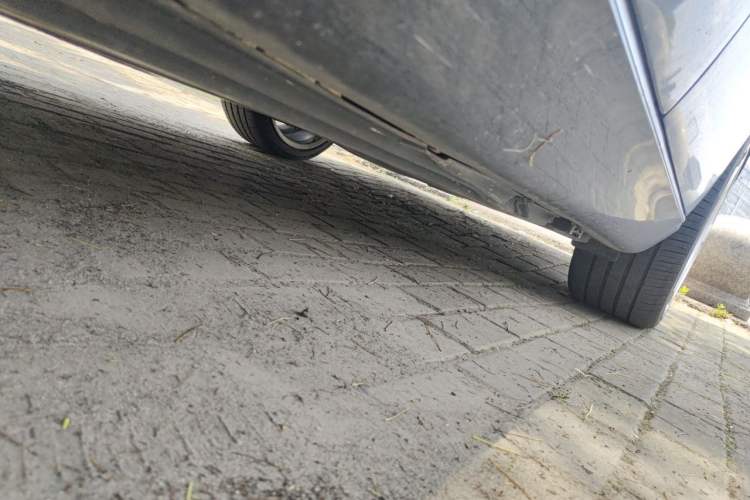 Used Mercedes-Benz E-Class 2019 E 200 L Chassis Front Left