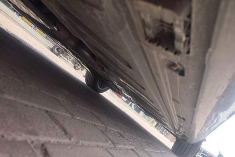 Used Mercedes-Benz E-Class 2019 Restyled E 300 L Luxury Edition Chassis Front Left