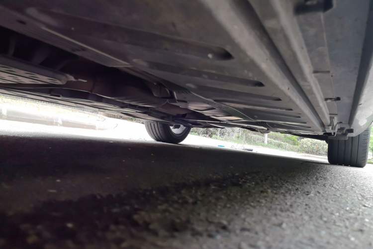 Used Mercedes-Benz E-Class 2019 E 200 L Sport Edition Chassis Front Left