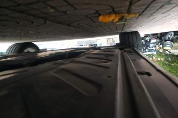 Used Mercedes-Benz E-Class 2019 E 200 L Chassis Front Left