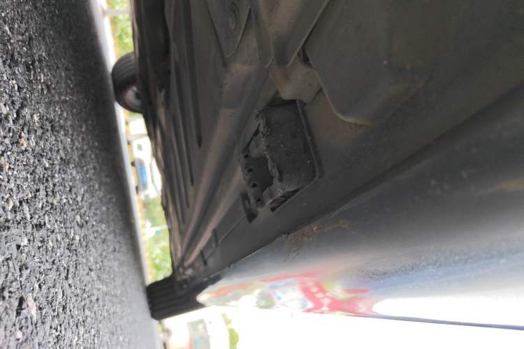 Used Mercedes-Benz E-Class 2019 E 300 L Luxury Model Chassis Front Left