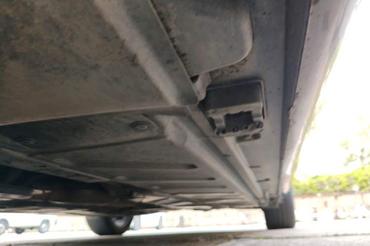 Used Mercedes-Benz E-Class 2019 E 300 L Luxury Model Chassis Front Left