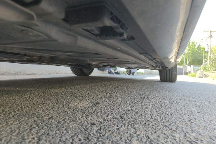 Used Mercedes-Benz E-Class 2019 E 200 L Sport Edition Chassis Front Left