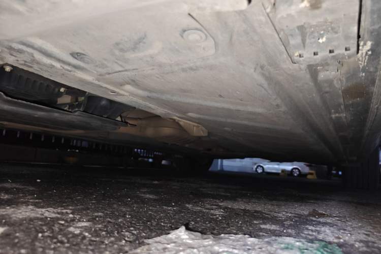 Used Mercedes-Benz E-Class 2019 E 200 L Chassis Front Left