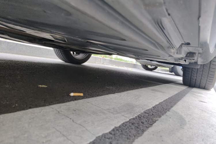 Used Mercedes-Benz E-Class 2019 E 200 L Chassis Front Left