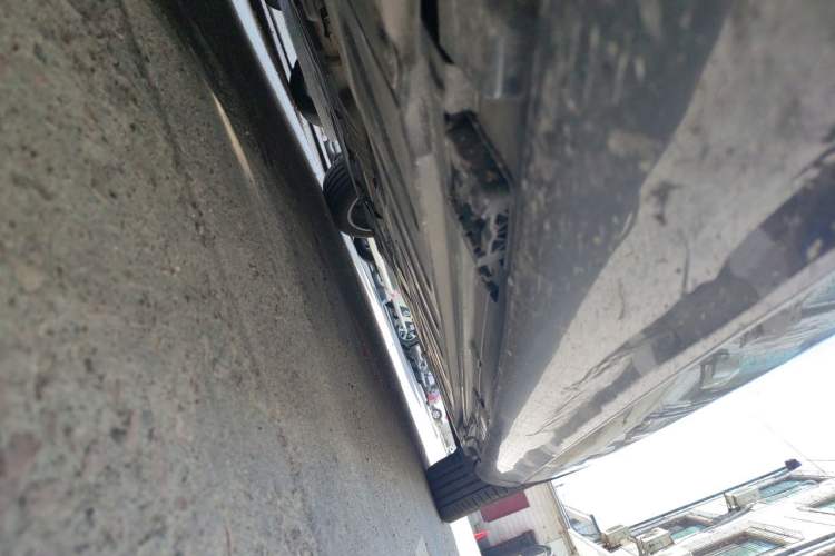 Used Mercedes-Benz E-Class 2019 E 300 L Luxury Model Chassis Front Left