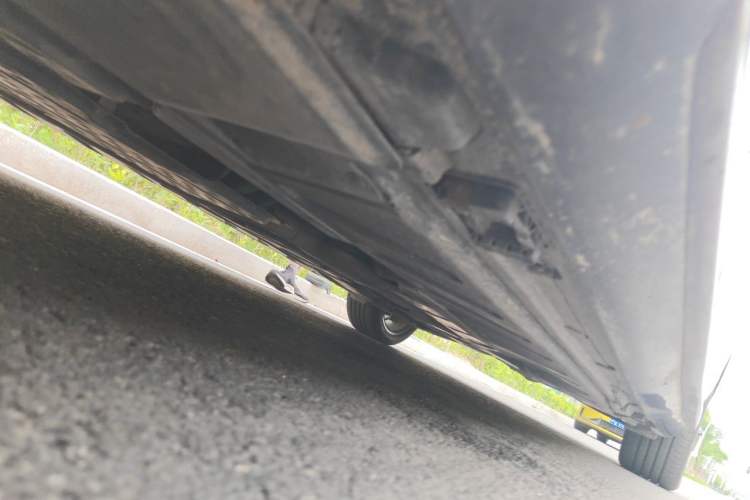 Used Mercedes-Benz E-Class 2019 E 260 L Sport Edition Chassis Front Left