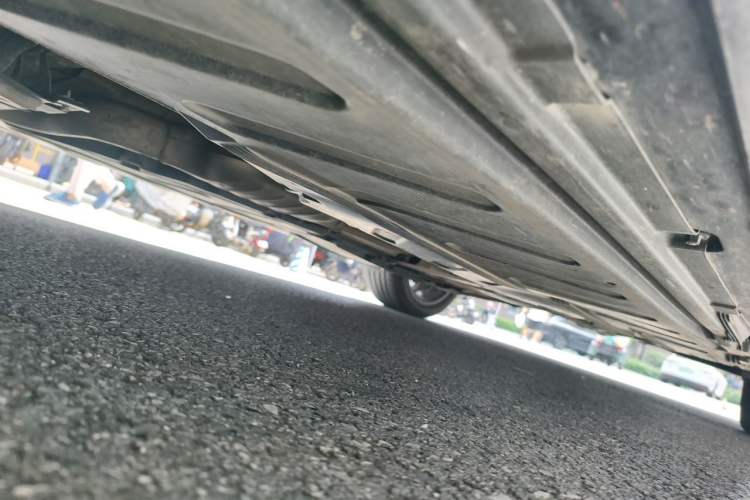 Used Mercedes-Benz E-Class 2019 E 300 L Luxury Model Chassis Front Left