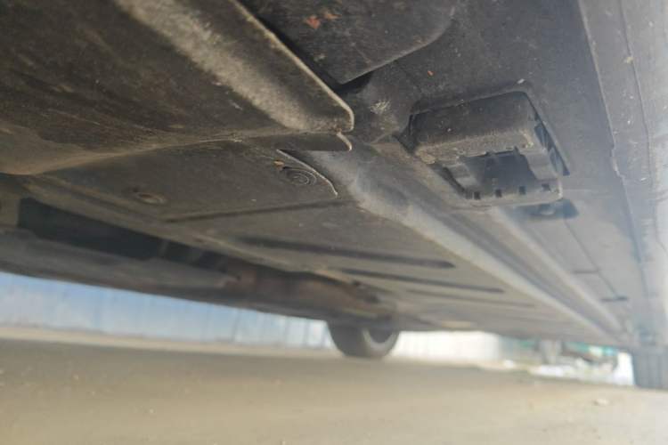 Used Mercedes-Benz E-Class 2019 E 260 L Chassis Front Left
