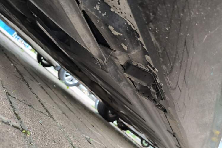 Used Mercedes-Benz E-Class 2019 E 200 L Chassis Front Left