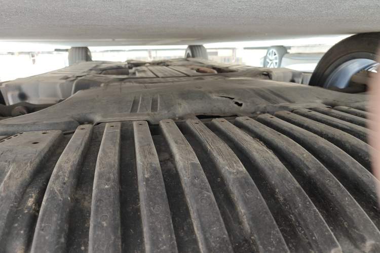 Used Mercedes-Benz E-Class 2019 E 260 L Chassis Front