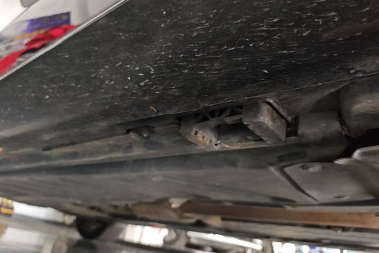 Used Mercedes-Benz E-Class 2019 E 260 L Chassis Front Right