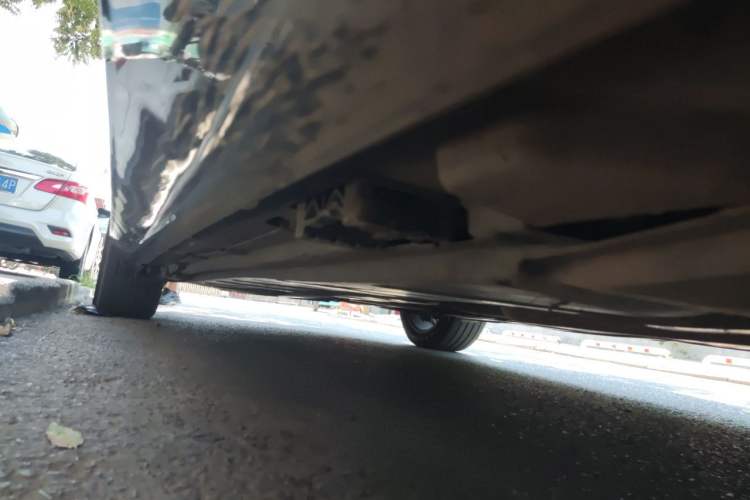 Used Mercedes-Benz E-Class 2019 E 300 L Stylish Model Chassis Front Right