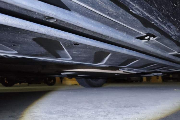 Used Mercedes-Benz E-Class 2019 E 260 L Chassis Front Right
