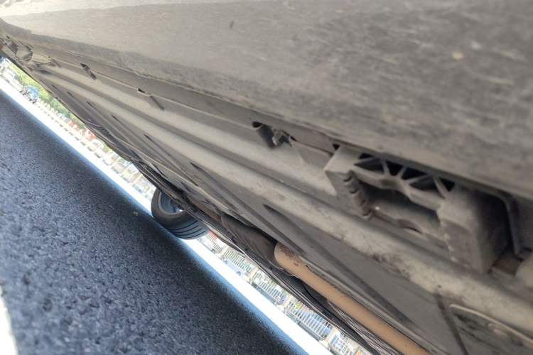 Used Mercedes-Benz E-Class 2019 E 260 L Chassis Front Right