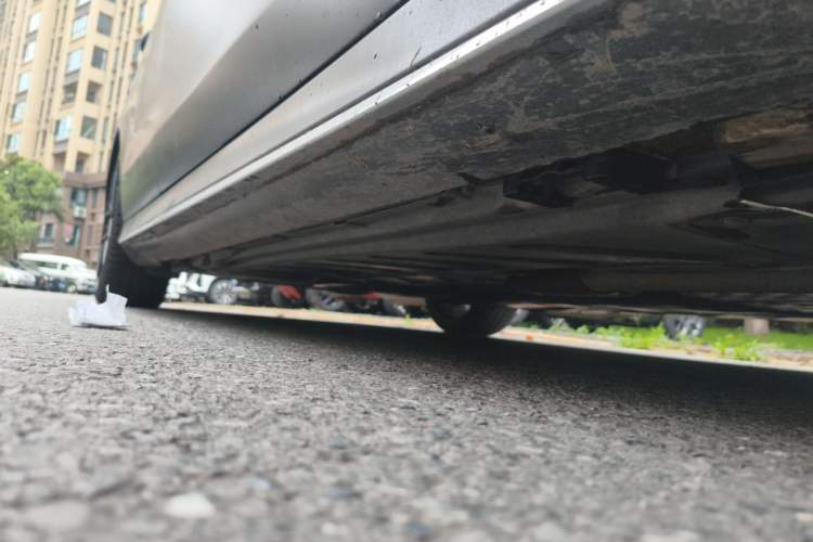 Used Mercedes-Benz E-Class 2019 Restyled E 300 L Sporty and Stylish Edition Chassis Front Right