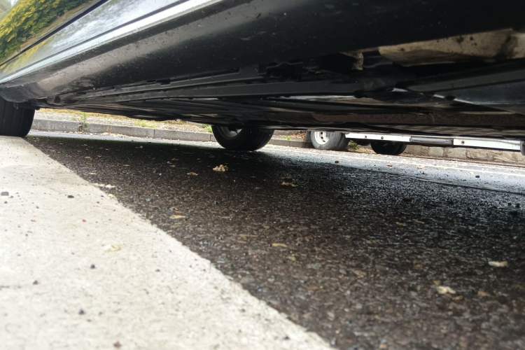 Used Mercedes-Benz E-Class 2019 E 300 L Sporty and Stylish Model Chassis Front Right