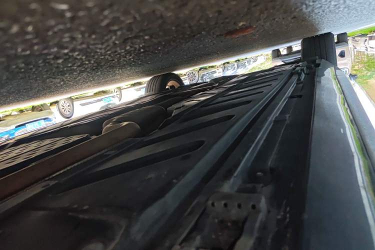 Used Mercedes-Benz E-Class 2019 E 260 L Sport Edition Chassis Front Right
