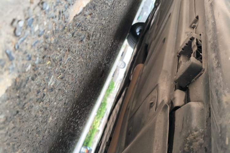 Used Mercedes-Benz E-Class 2019 E 300 L Stylish Model Chassis Front Right