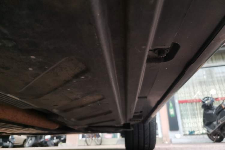 Used Mercedes-Benz E-Class 2019 E 200 L Chassis Front Right
