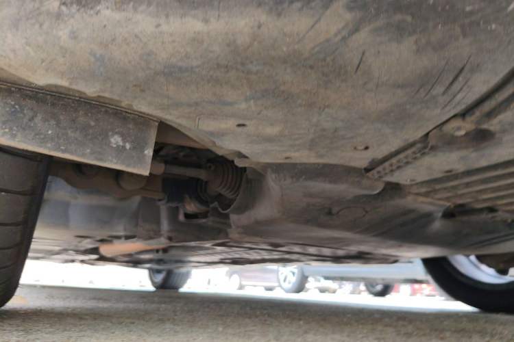 Used Mercedes-Benz E-Class 2019 E 300 L Luxury Model Chassis Front Right