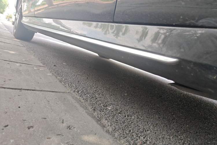 Used Mercedes-Benz E-Class 2019 Restyled E 300 L Sporty and Stylish Edition Chassis Front Right