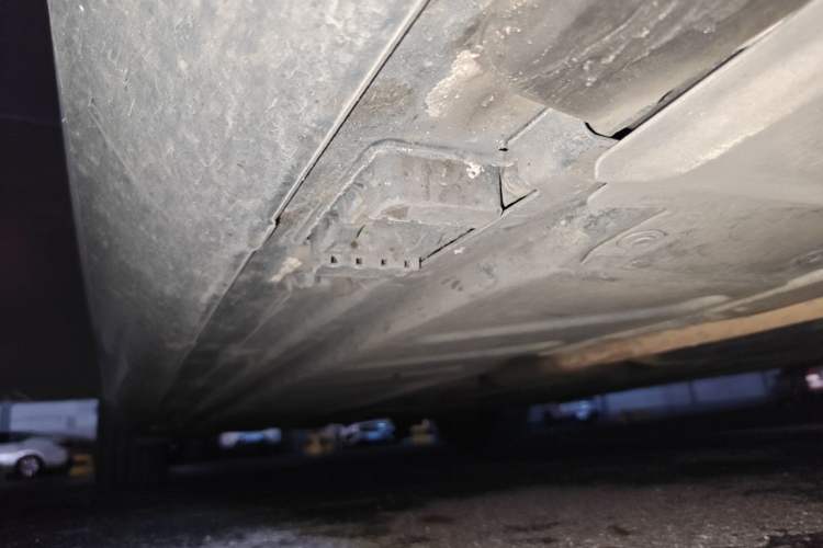 Used Mercedes-Benz E-Class 2019 E 200 L Chassis Front Right