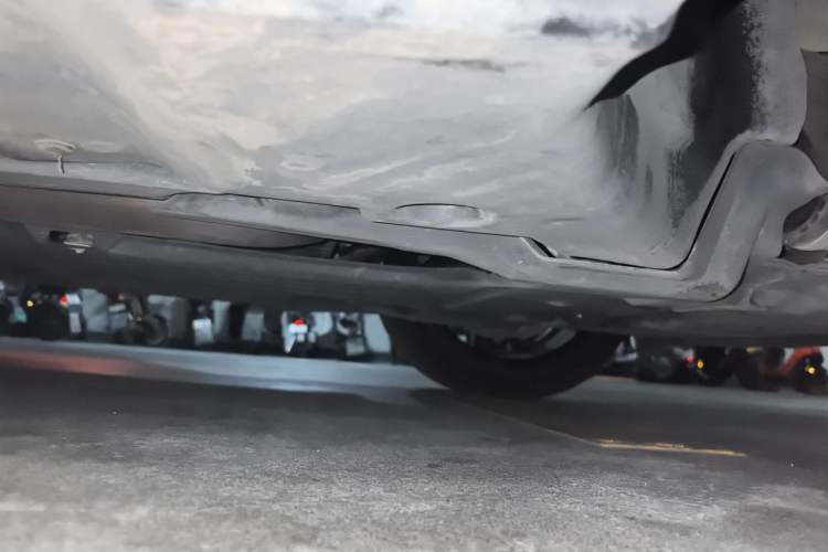Used Mercedes-Benz E-Class 2019 E 300 L Luxury Model Chassis Front Right