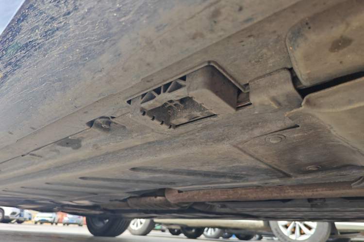 Used Mercedes-Benz E-Class 2019 E 260 L 4MATIC Chassis Front Right