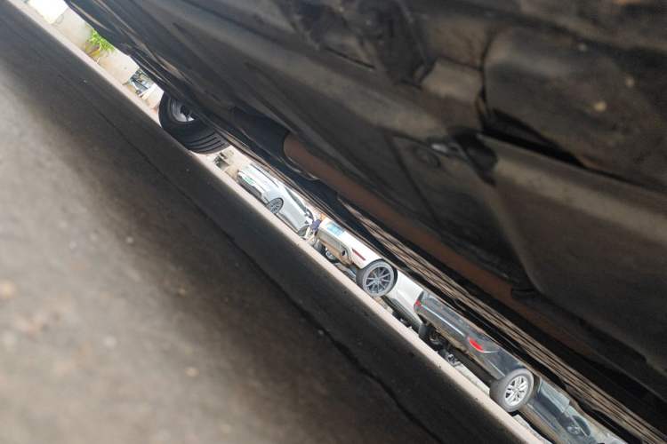 Used Mercedes-Benz E-Class 2019 E 300 L Sport Luxury Edition Chassis Front Right